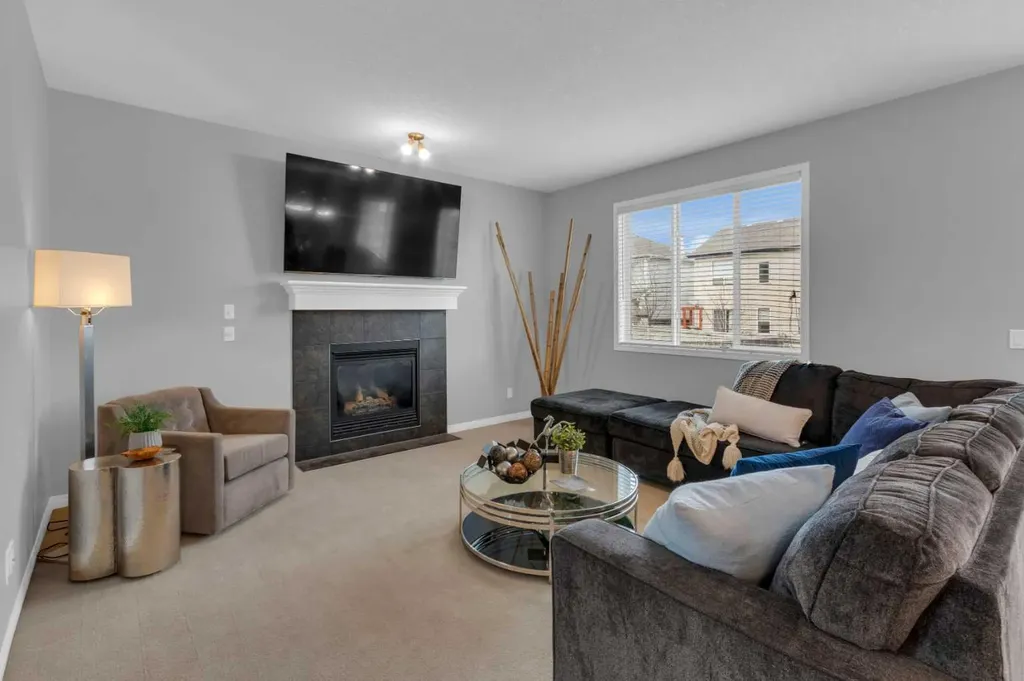 224 Morningside Green SW Airdrie AB T4B 3M4