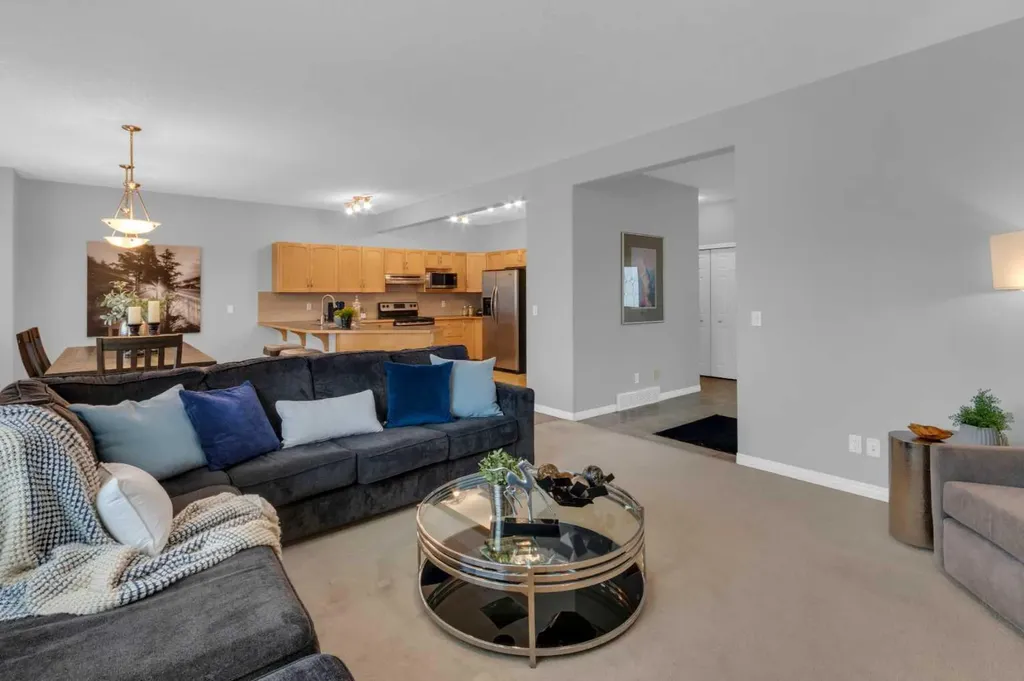 224 Morningside Green SW Airdrie AB T4B 3M4