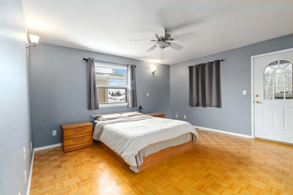 54 Poplar Crescent Gregoire Lake Estates AB T9H 0L2
