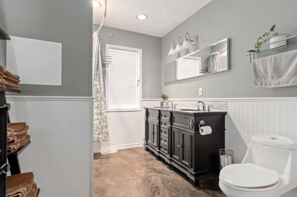 54 Poplar Crescent Gregoire Lake Estates AB T9H 0L2