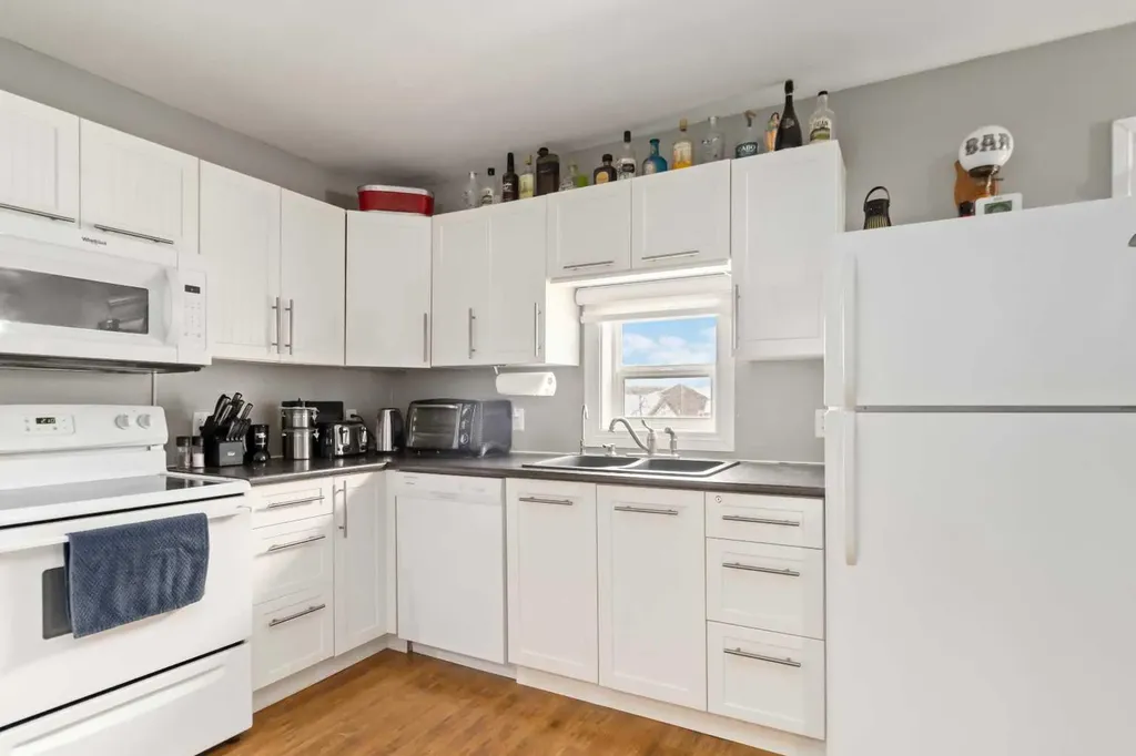 54 Poplar Crescent Gregoire Lake Estates AB T9H 0L2