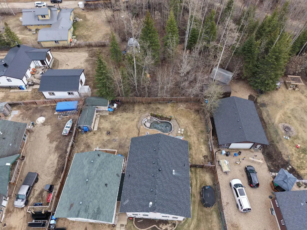 54 Poplar Crescent Gregoire Lake Estates AB T9H 0L2