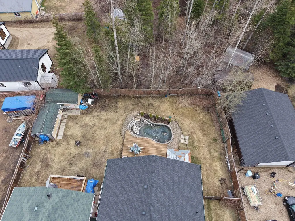 54 Poplar Crescent Gregoire Lake Estates AB T9H 0L2
