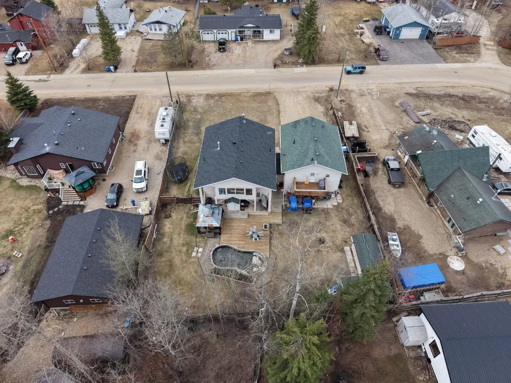 54 Poplar Crescent Gregoire Lake Estates AB T9H 0L2