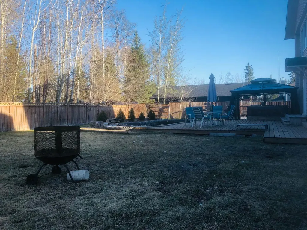 54 Poplar Crescent Gregoire Lake Estates AB T9H 0L2