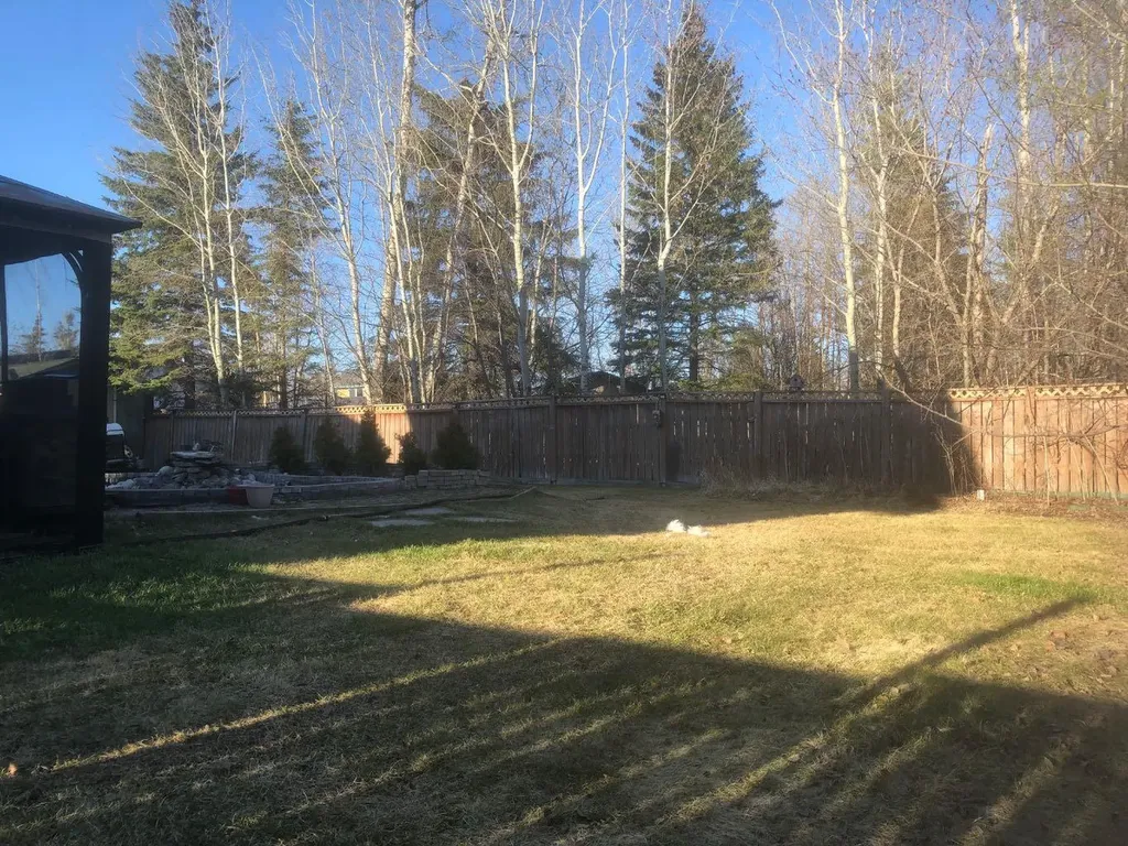 54 Poplar Crescent Gregoire Lake Estates AB T9H 0L2
