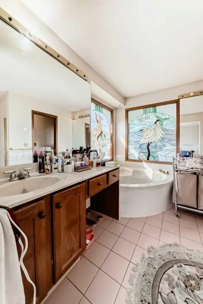 131 Varsity Estates Terrace NW Calgary AB T3B 5J6