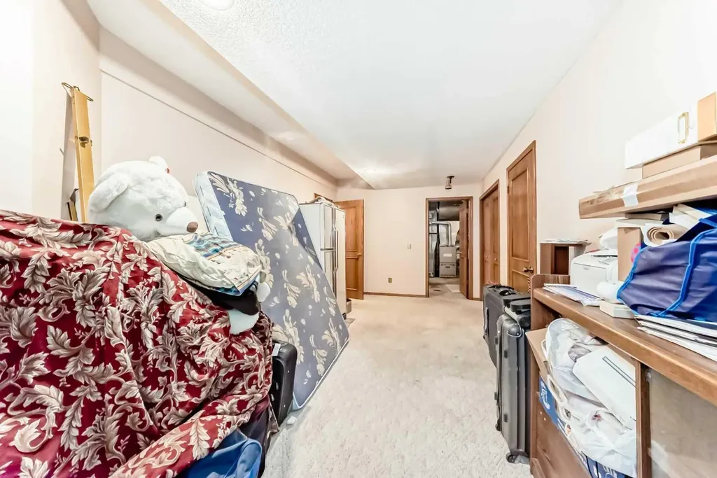 131 Varsity Estates Terrace NW Calgary AB T3B 5J6