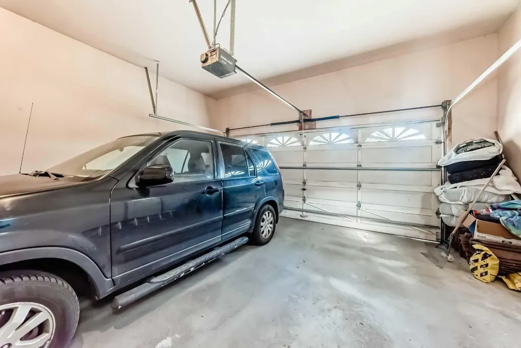 131 Varsity Estates Terrace NW Calgary AB T3B 5J6