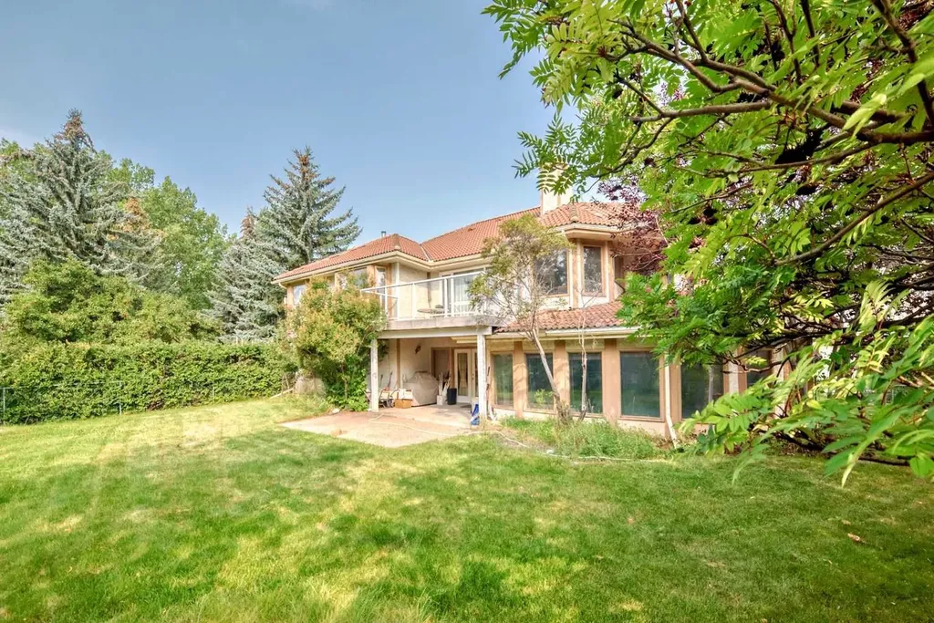 131 Varsity Estates Terrace NW Calgary AB T3B 5J6
