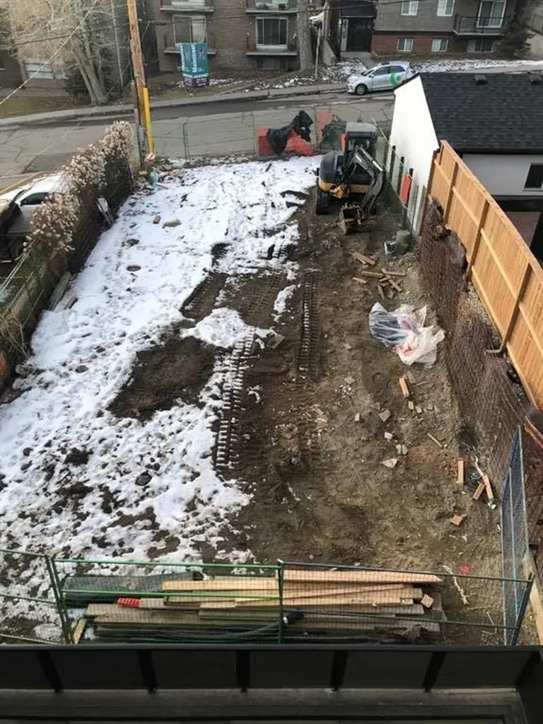 2310 17 Street SW Calgary AB T2T 4M6