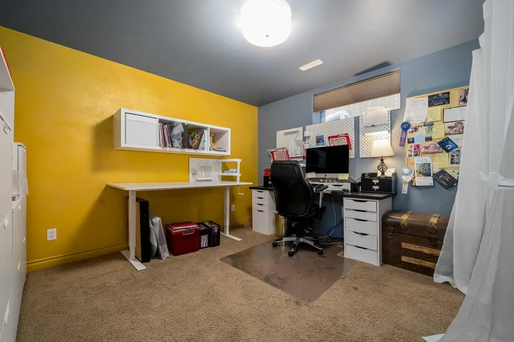 12 Sunrise Court SW Medicine Hat AB T1B 4N5
