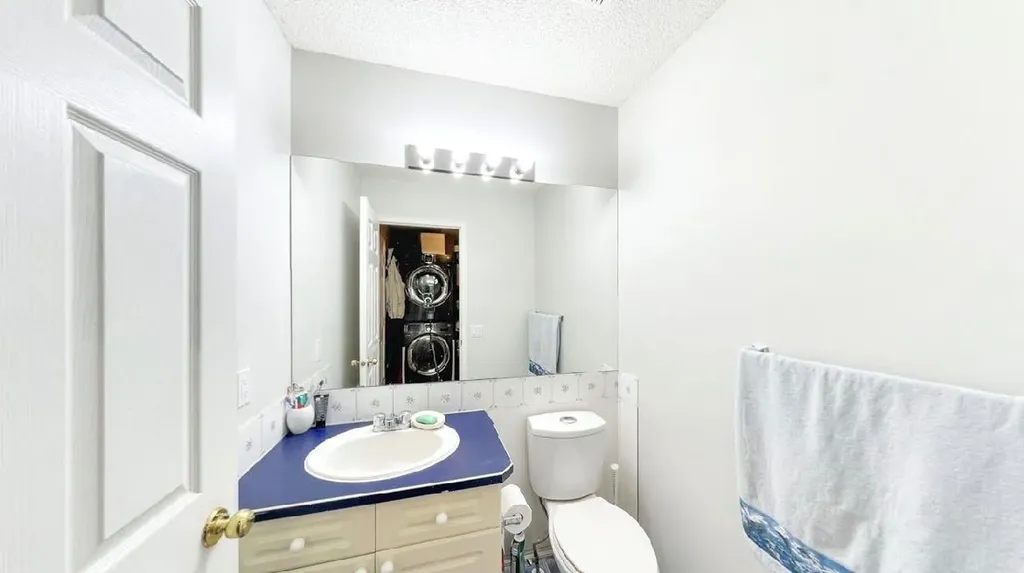 188 Tuscany Valley Drive NW Calgary AB T3L2C2