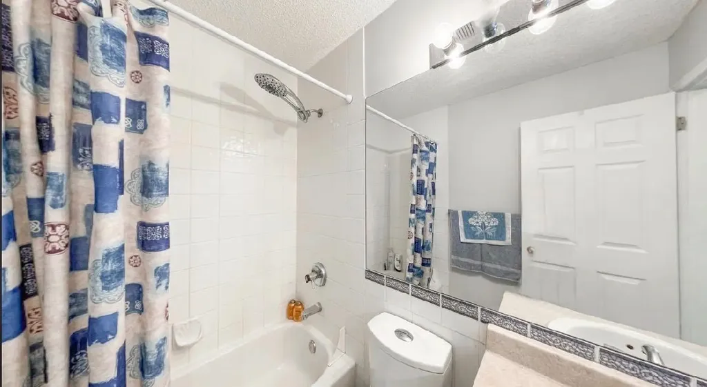 188 Tuscany Valley Drive NW Calgary AB T3L2C2