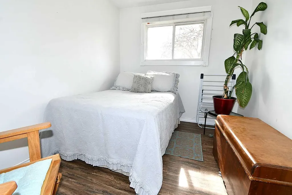 326 3 Avenue Bassano AB T0J 0B0