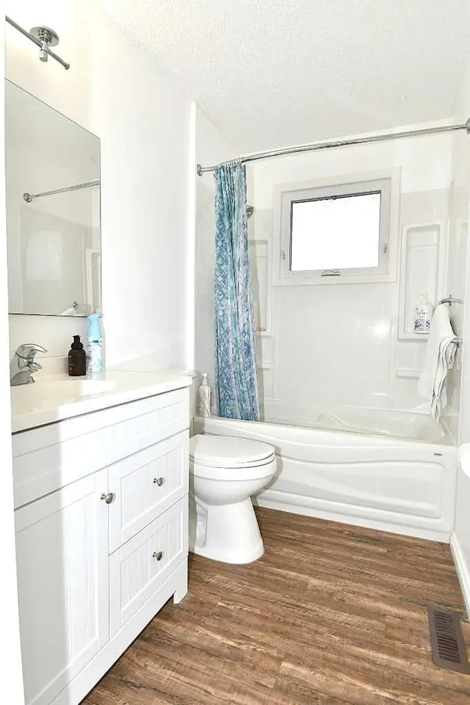 326 3 Avenue Bassano AB T0J 0B0