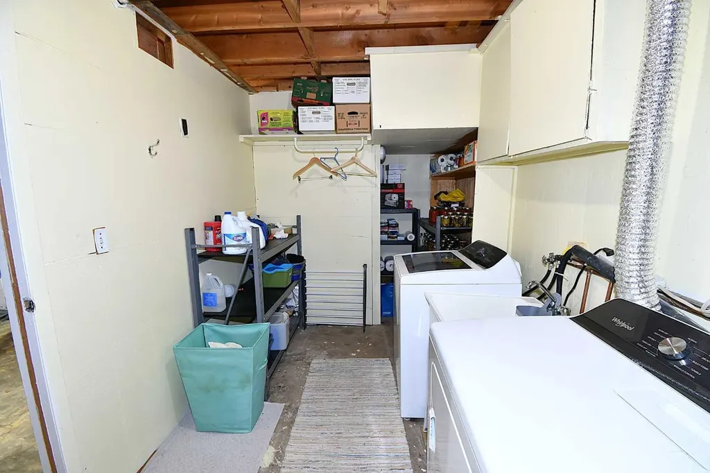 326 3 Avenue Bassano AB T0J 0B0