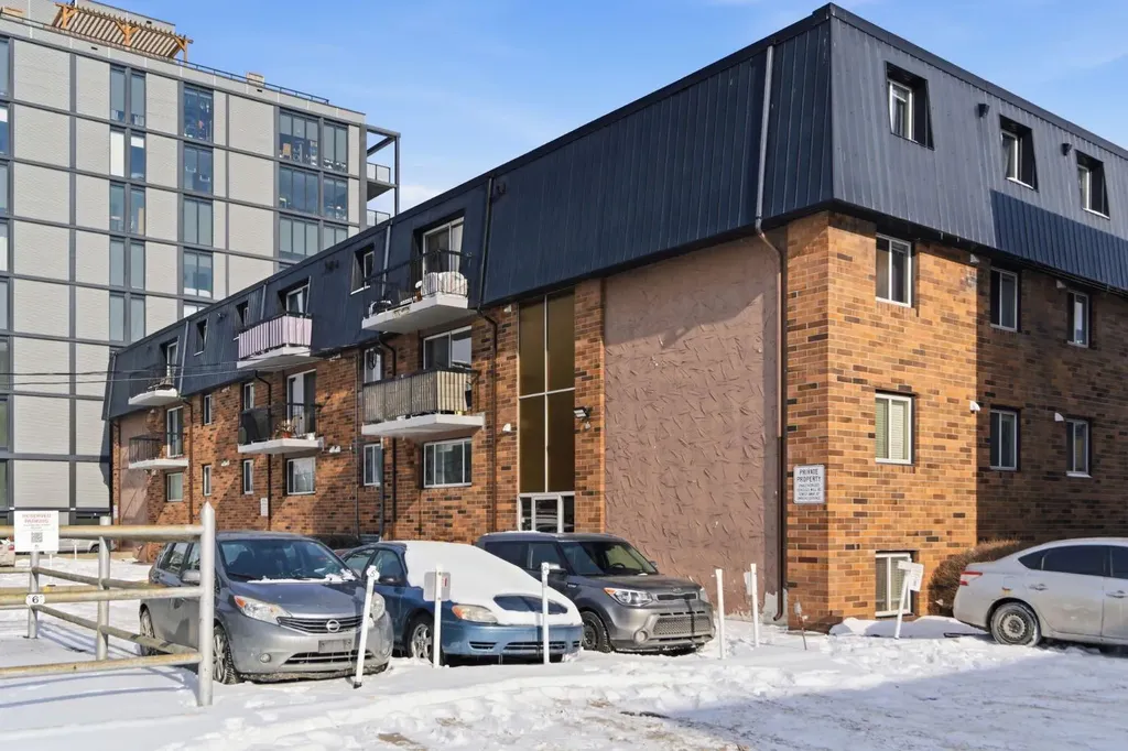 315 9a Street NW Calgary AB T2N1T7