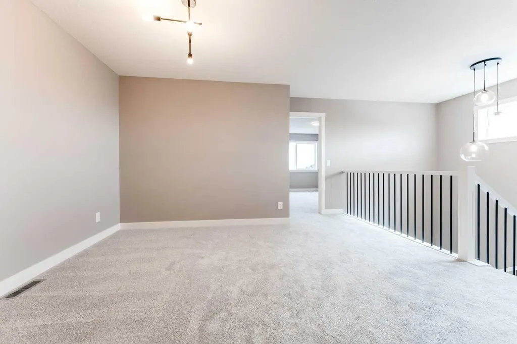 99 Waterford Mews Chestermere AB T1X3B7