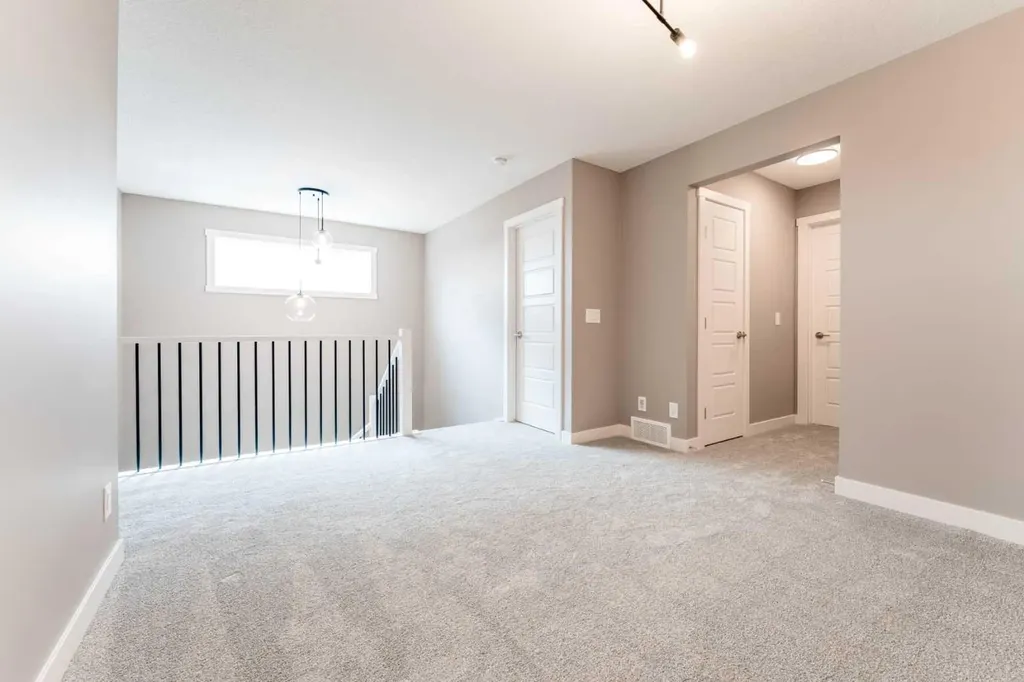 99 Waterford Mews Chestermere AB T1X3B7