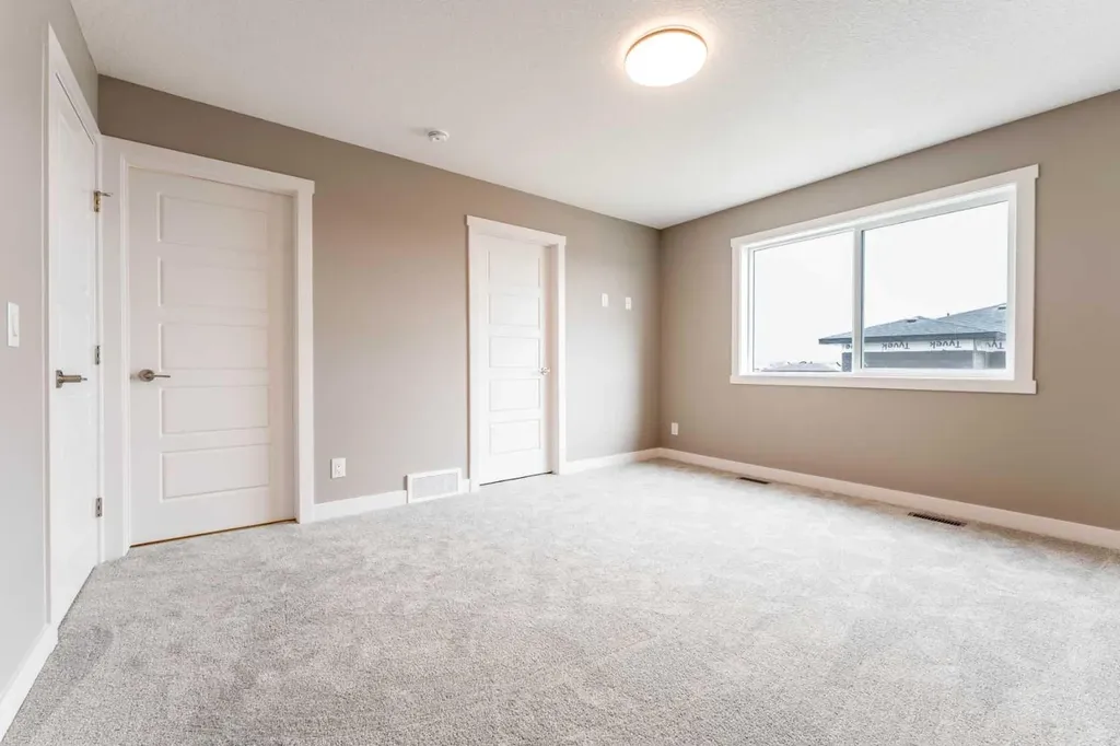 99 Waterford Mews Chestermere AB T1X3B7