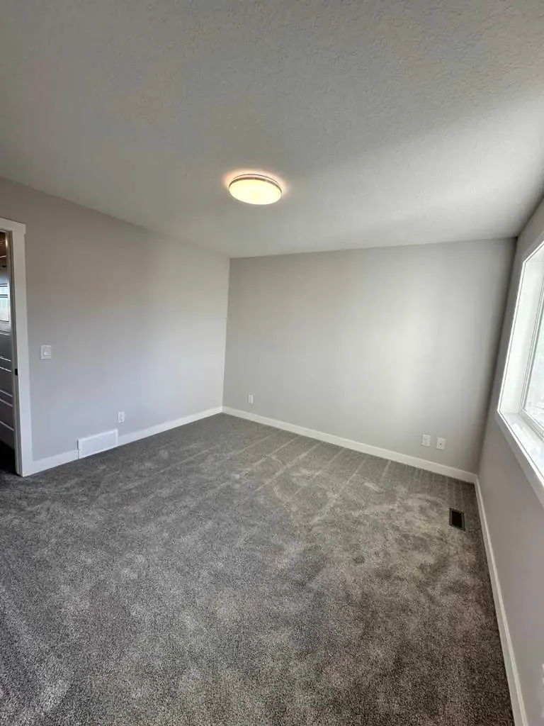 1189 Waterford Drive Chestermere AB T1X 2Z8
