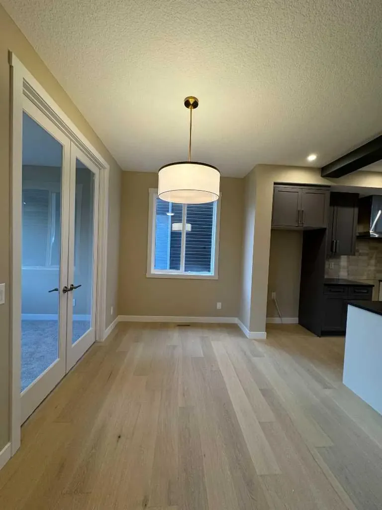 275 Waterford Heights Chestermere AB T1X 3B6
