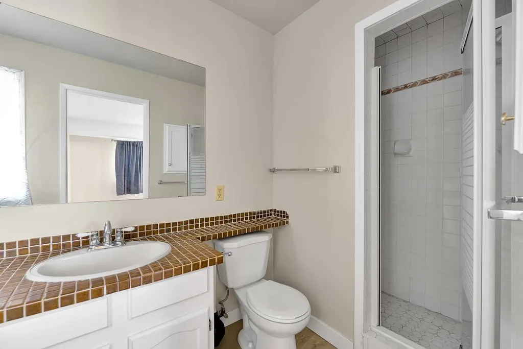 1111 Berkley Drive NW Calgary AB T3K1S6