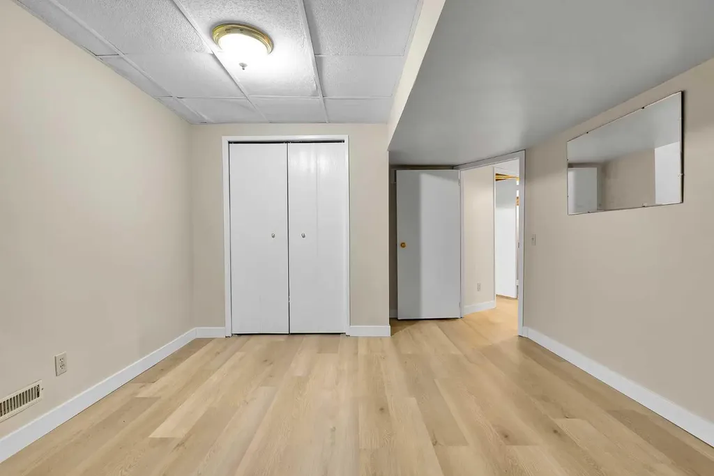 1111 Berkley Drive NW Calgary AB T3K1S6