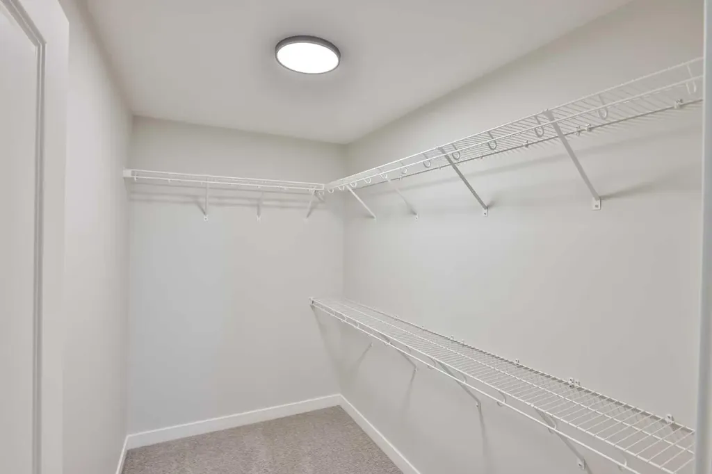 668 Devonia Road W Lethbridge AB T1J 5W3