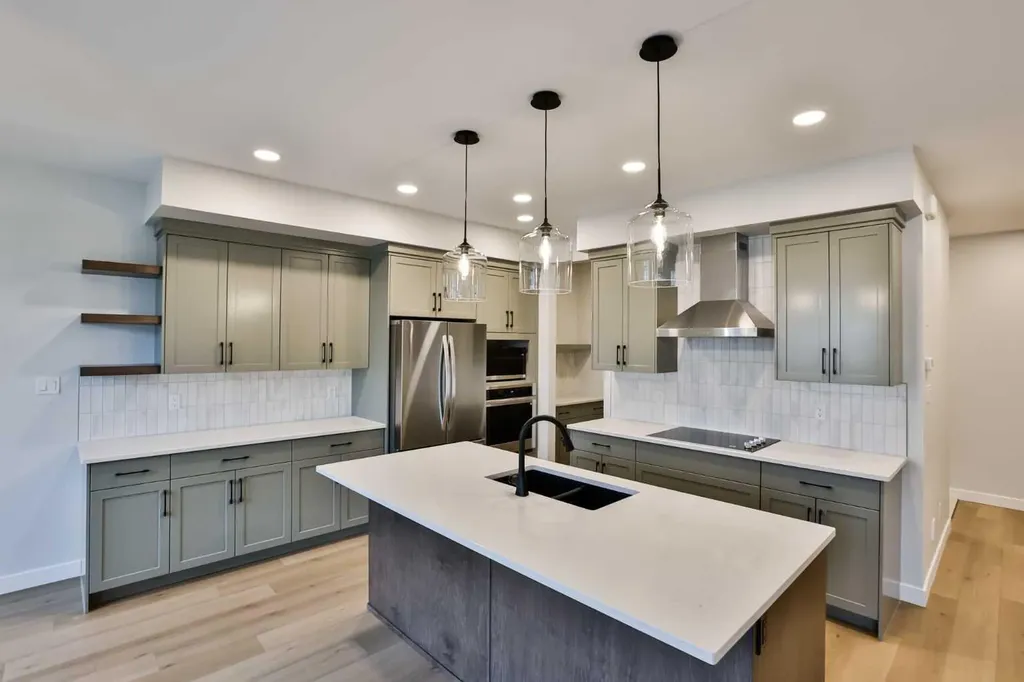 668 Devonia Road W Lethbridge AB T1J 5W3