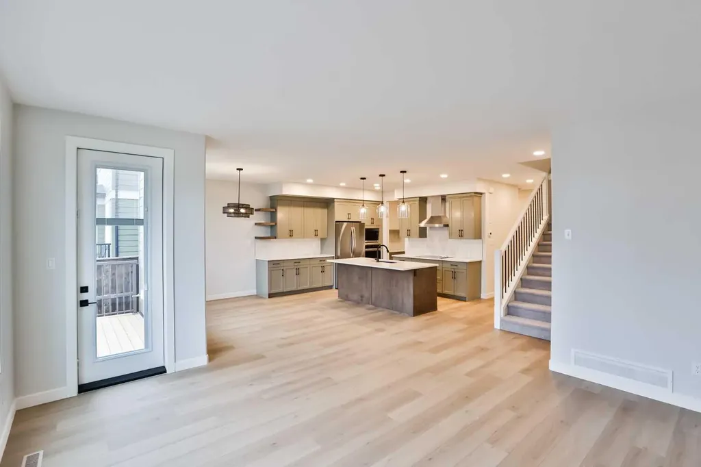 668 Devonia Road W Lethbridge AB T1J 5W3