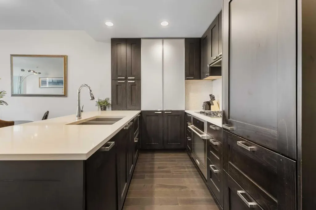222 Riverfront Avenue SW Calgary AB T2P0X2