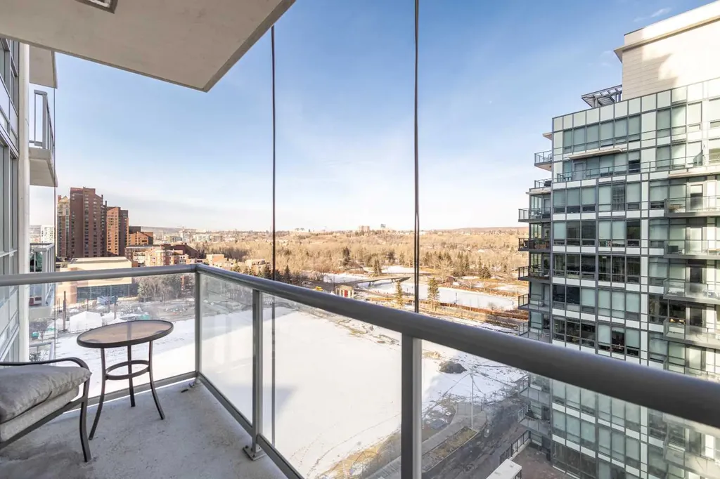 222 Riverfront Avenue SW Calgary AB T2P0X2