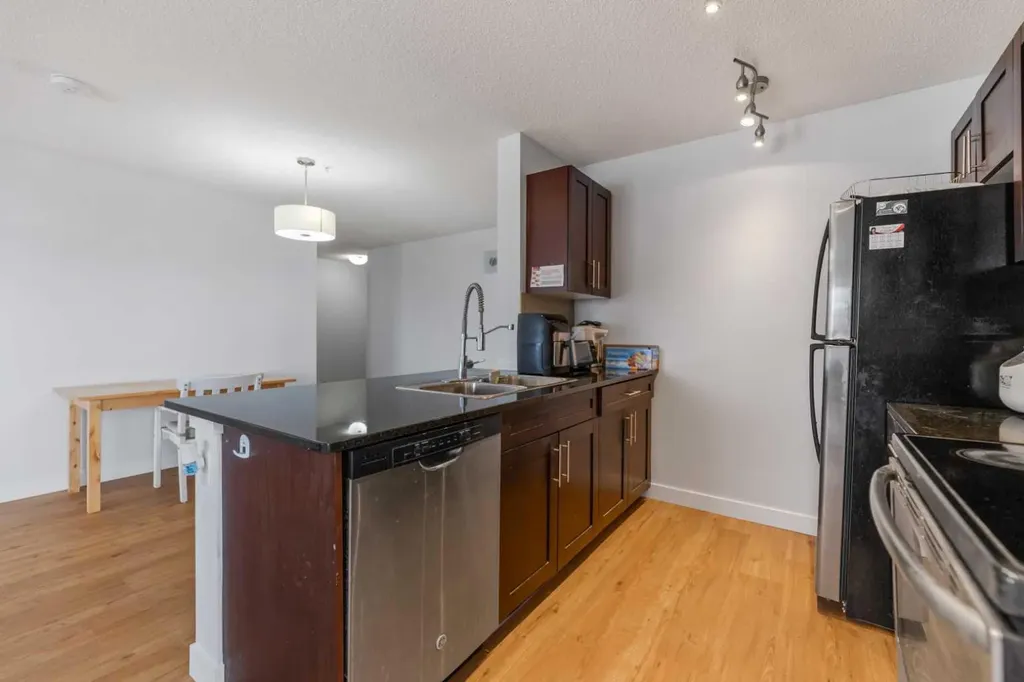 195 Kincora Glen Road NW Calgary AB T3R0S3