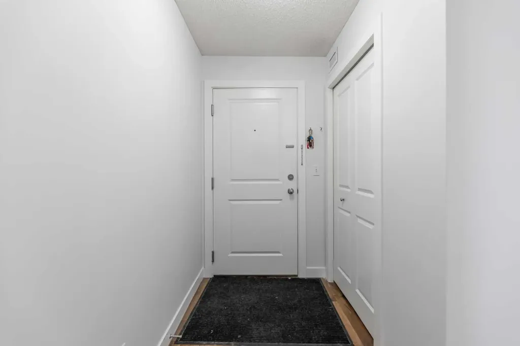 195 Kincora Glen Road NW Calgary AB T3R0S3