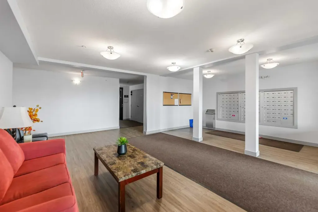 195 Kincora Glen Road NW Calgary AB T3R0S3