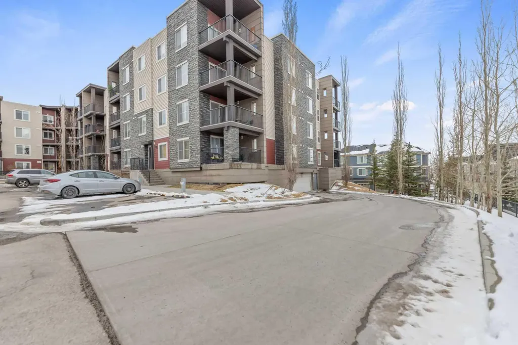 195 Kincora Glen Road NW Calgary AB T3R0S3