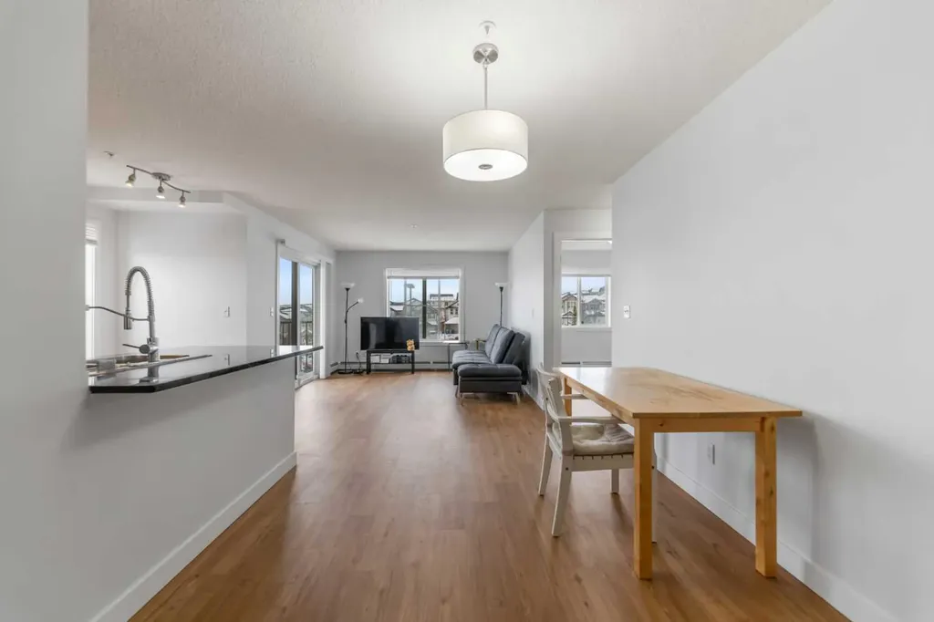 195 Kincora Glen Road NW Calgary AB T3R0S3