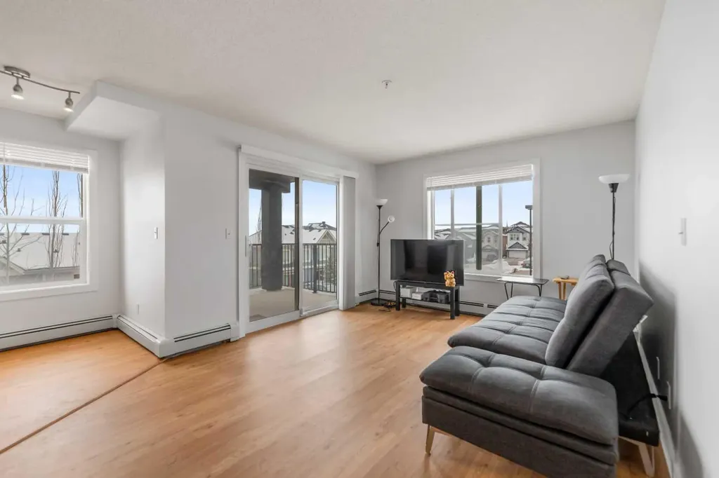 195 Kincora Glen Road NW Calgary AB T3R0S3