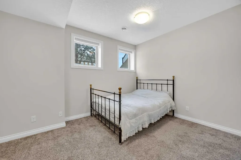 37 Sage Meadows Terrace NW Calgary AB T3P 0E9