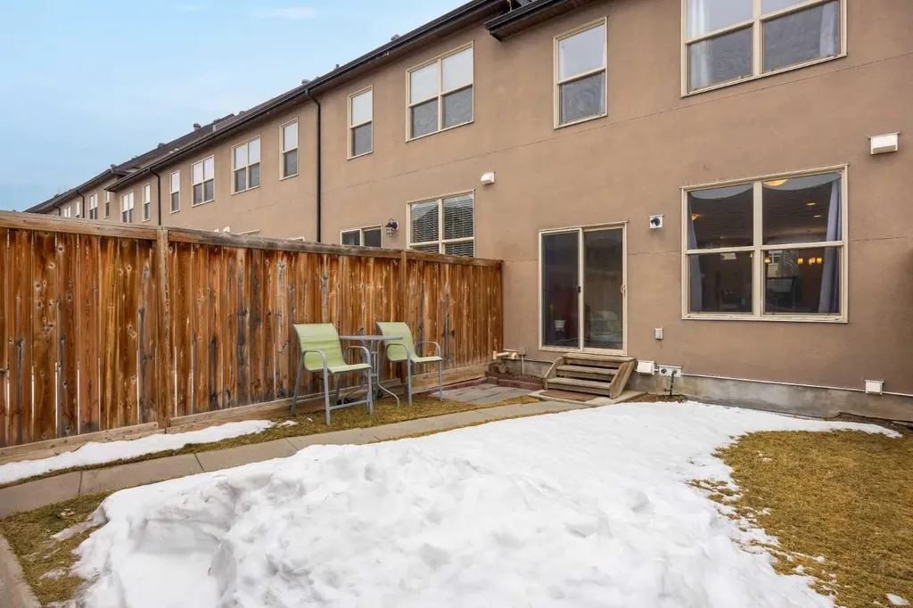 37 Sage Meadows Terrace NW Calgary AB T3P 0E9