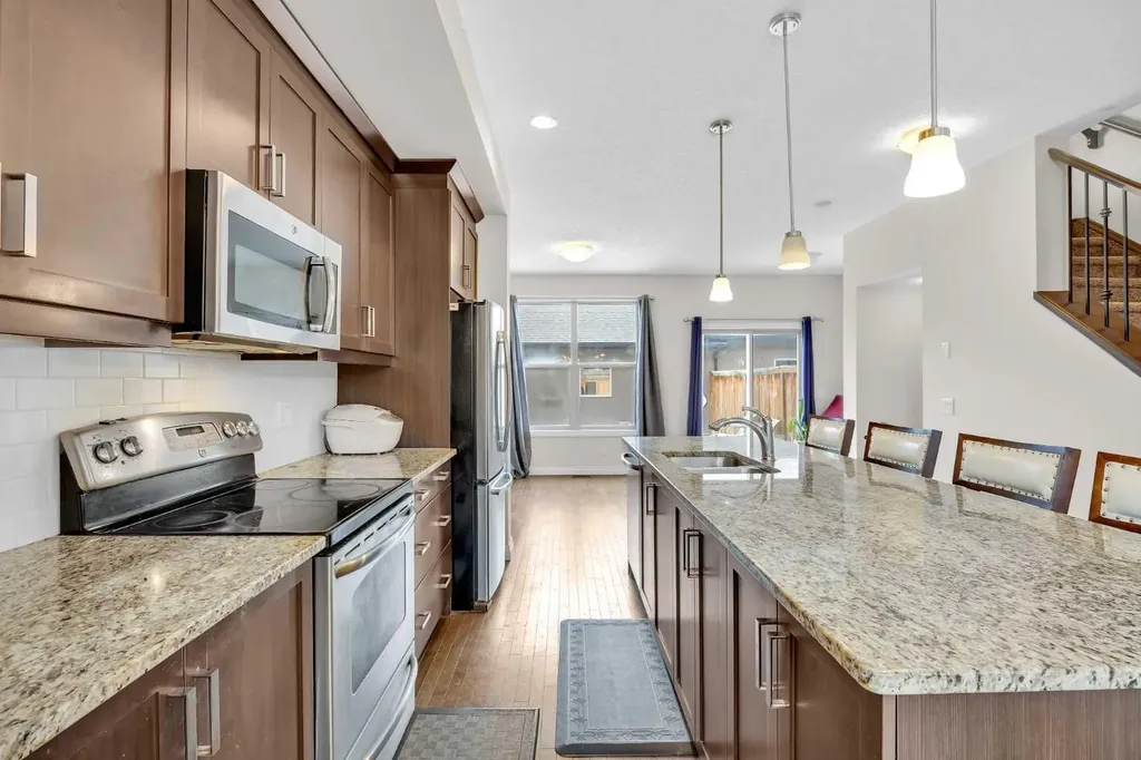 37 Sage Meadows Terrace NW Calgary AB T3P 0E9