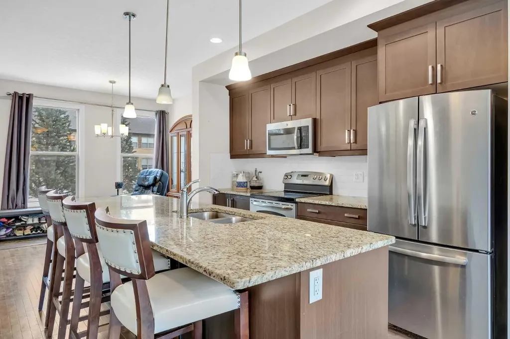 37 Sage Meadows Terrace NW Calgary AB T3P 0E9