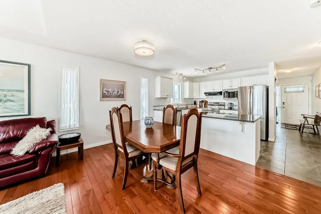 157 Hawkstone Manor NW Calgary AB T3G 3X2