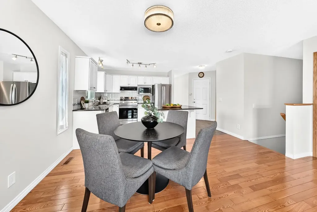 157 Hawkstone Manor NW Calgary AB T3G 3X2