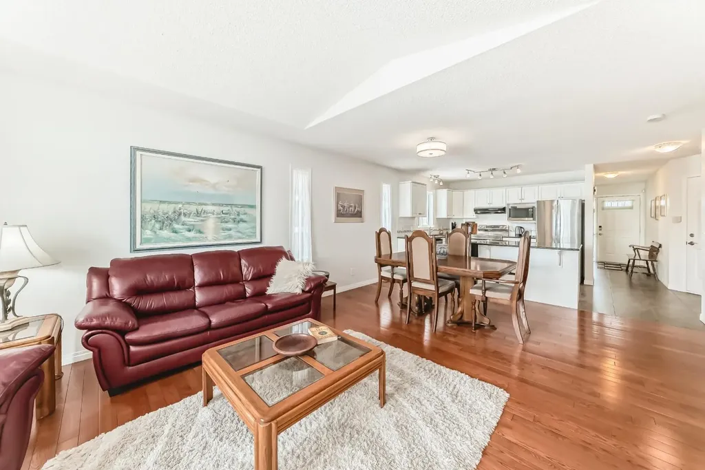 157 Hawkstone Manor NW Calgary AB T3G 3X2