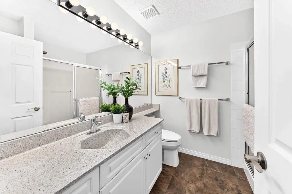 157 Hawkstone Manor NW Calgary AB T3G 3X2