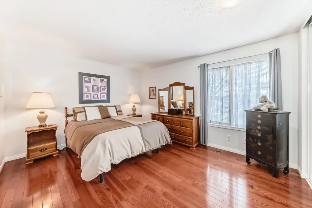 157 Hawkstone Manor NW Calgary AB T3G 3X2