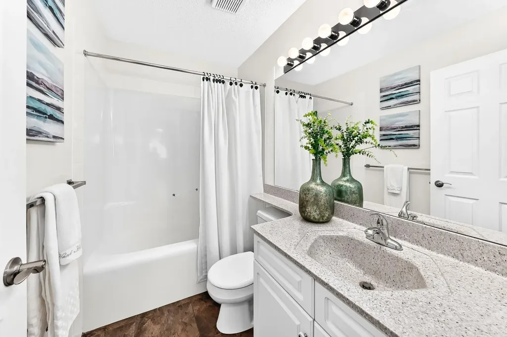 157 Hawkstone Manor NW Calgary AB T3G 3X2